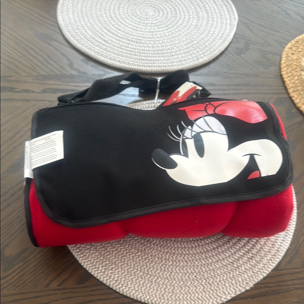 Disney Minnie Mouse picnic blanket